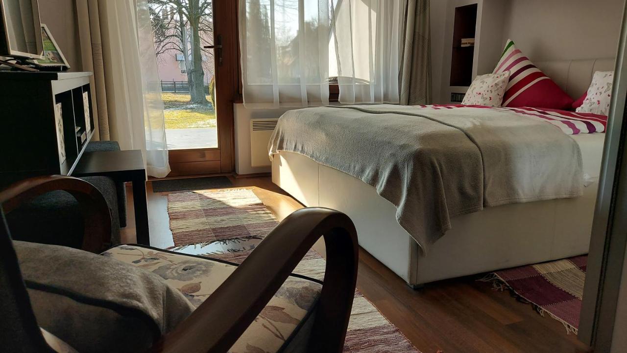 Titi Classic & Trendy Apartman Buk Ngoại thất bức ảnh